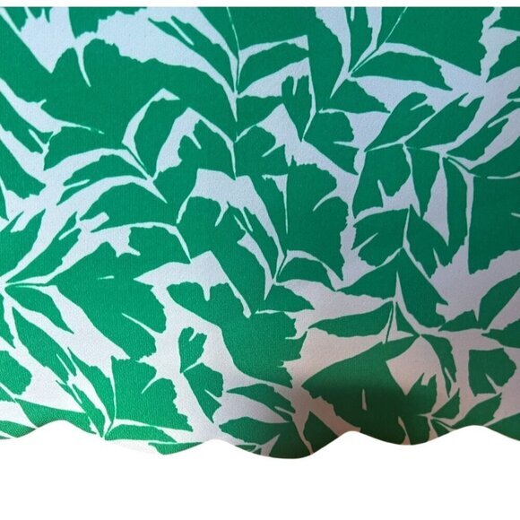 J.Crew Women's Sleeveless Green & White Scalloped Hem Leaf Print Top XXS‎ - Picture 3 of 7